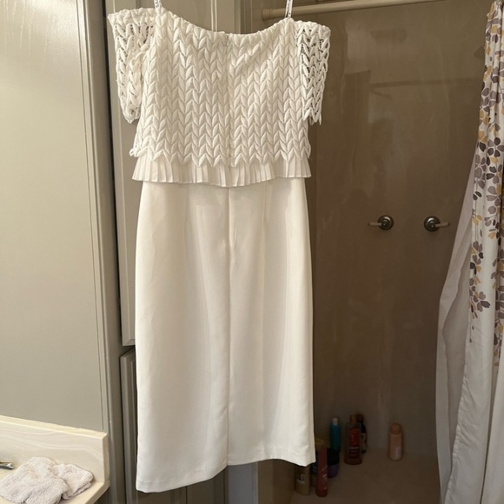 Kay Unger New York Ivory Off the Shoulder Dress Size 4 - Picture 9 of 10